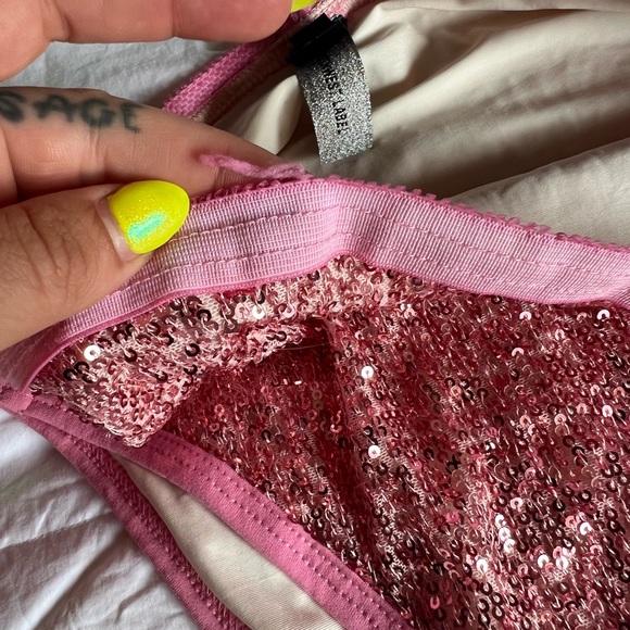 East n West set - Picture 7 of 8